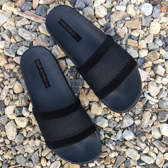 Black Slides - Picture 2 of 8